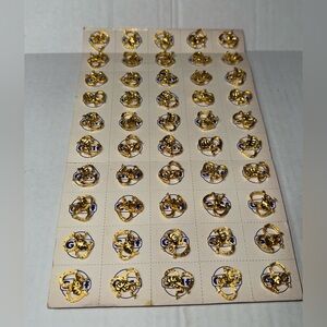 Gulf Oil Political Horseshoe Lapel Pin Republican Elephant 1960s lot of 80 Nixon